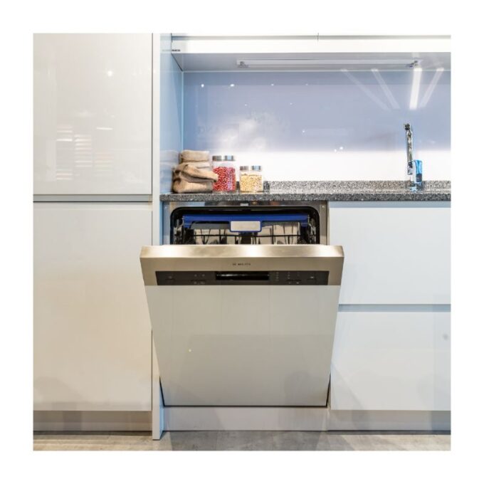 Máy rửa bát Malloca WQP12-J7309K E5